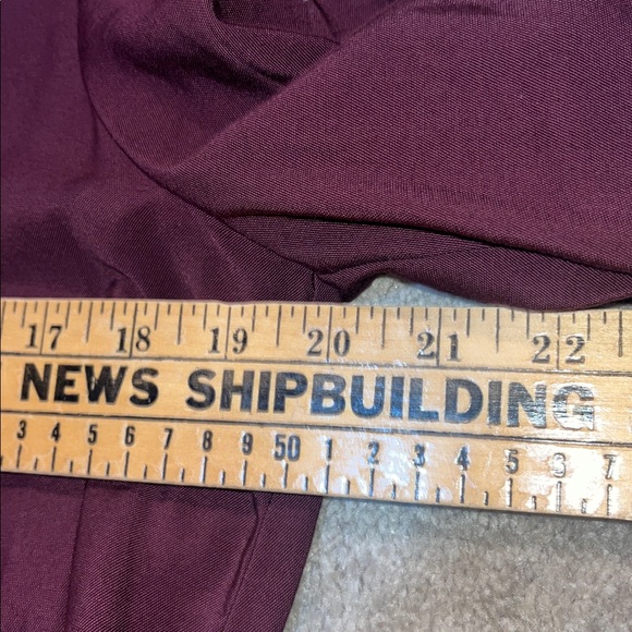 LOFT Burgundy Pleated Tie Waist Midi Shirtdress Size 6P NWT - Picture 10 of 10